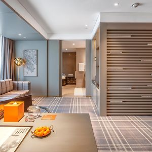 Premium King Room City View